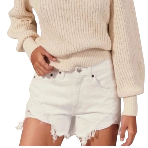 Abercrombie & Fitch The Boyfriend Mid Rise Shorts - Picture 1 of 10